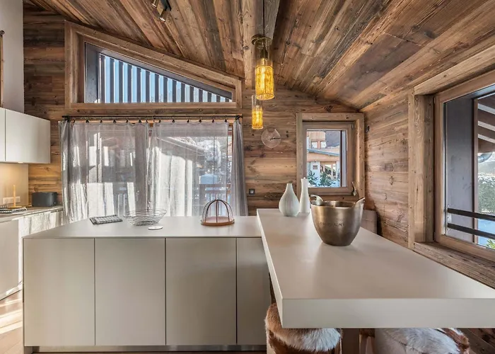 Avec Partage, 5 Chambres, Piscine, Parkings A - Fr-1-569-187 * Megève